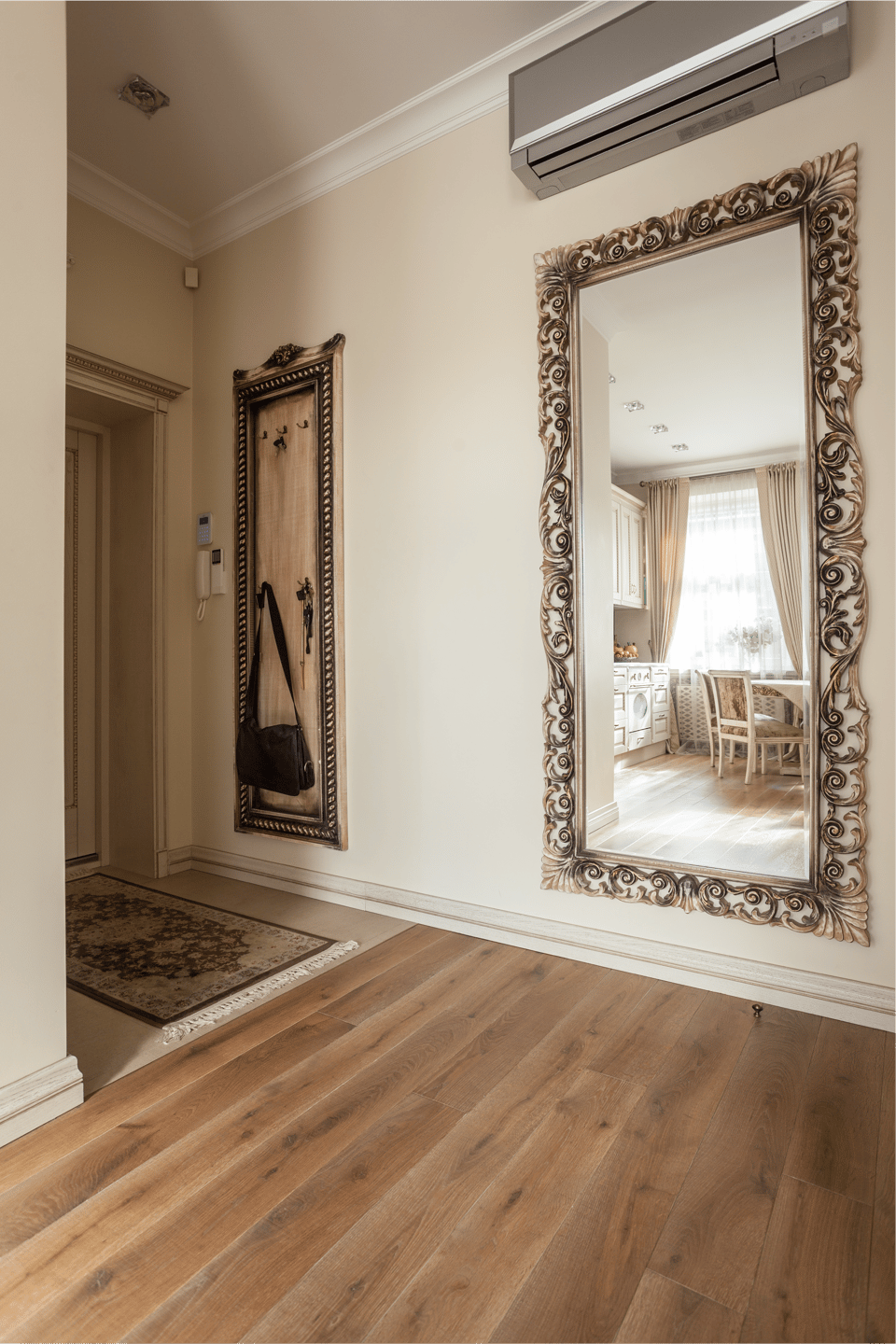 Entrance hall flooring check-out photograph